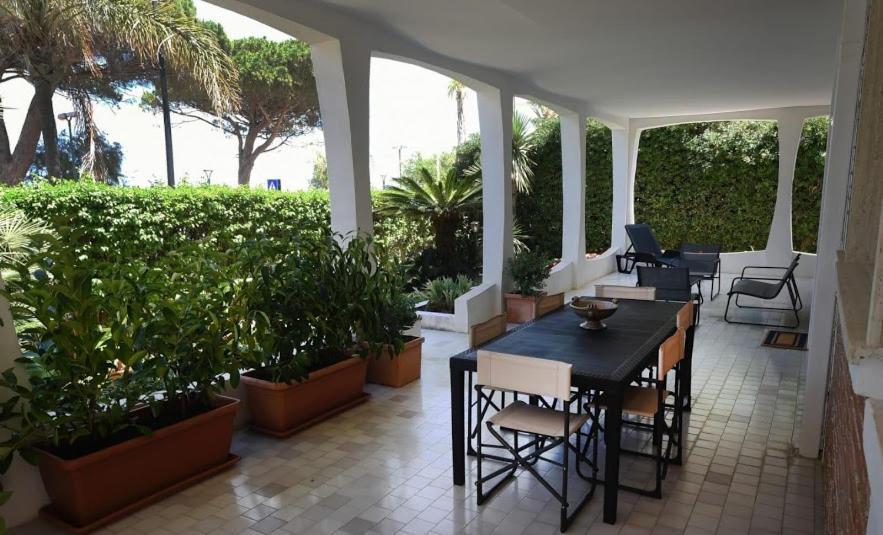 Villa Azzurra Beachfront Mondello - Palermo Buitenkant foto