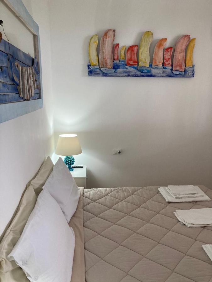 Villa Azzurra Beachfront Mondello - Palermo Buitenkant foto